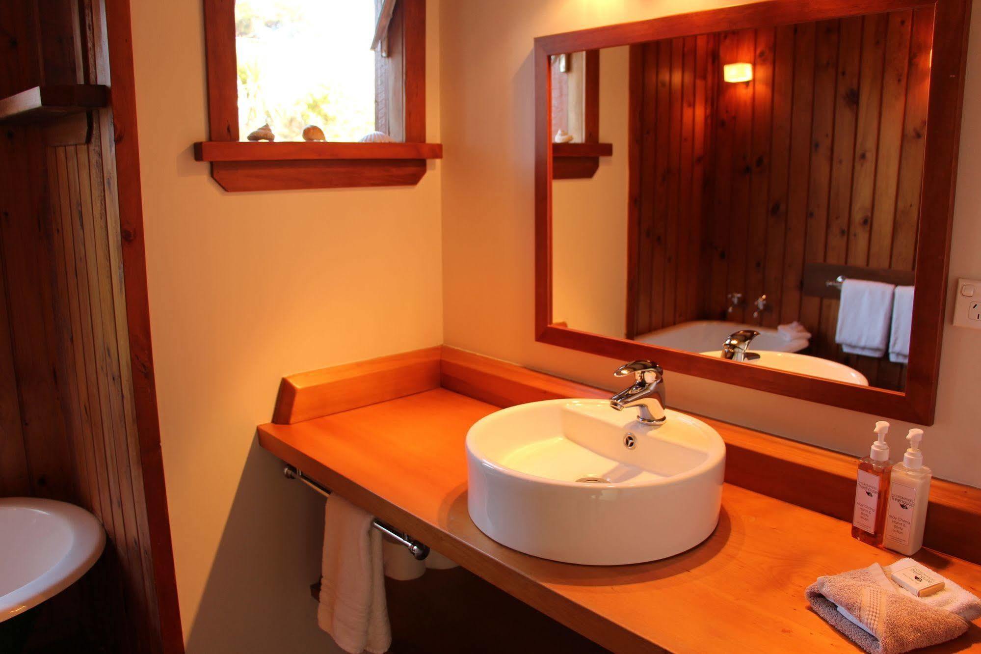 The Coromandel Treehouse 外观 照片